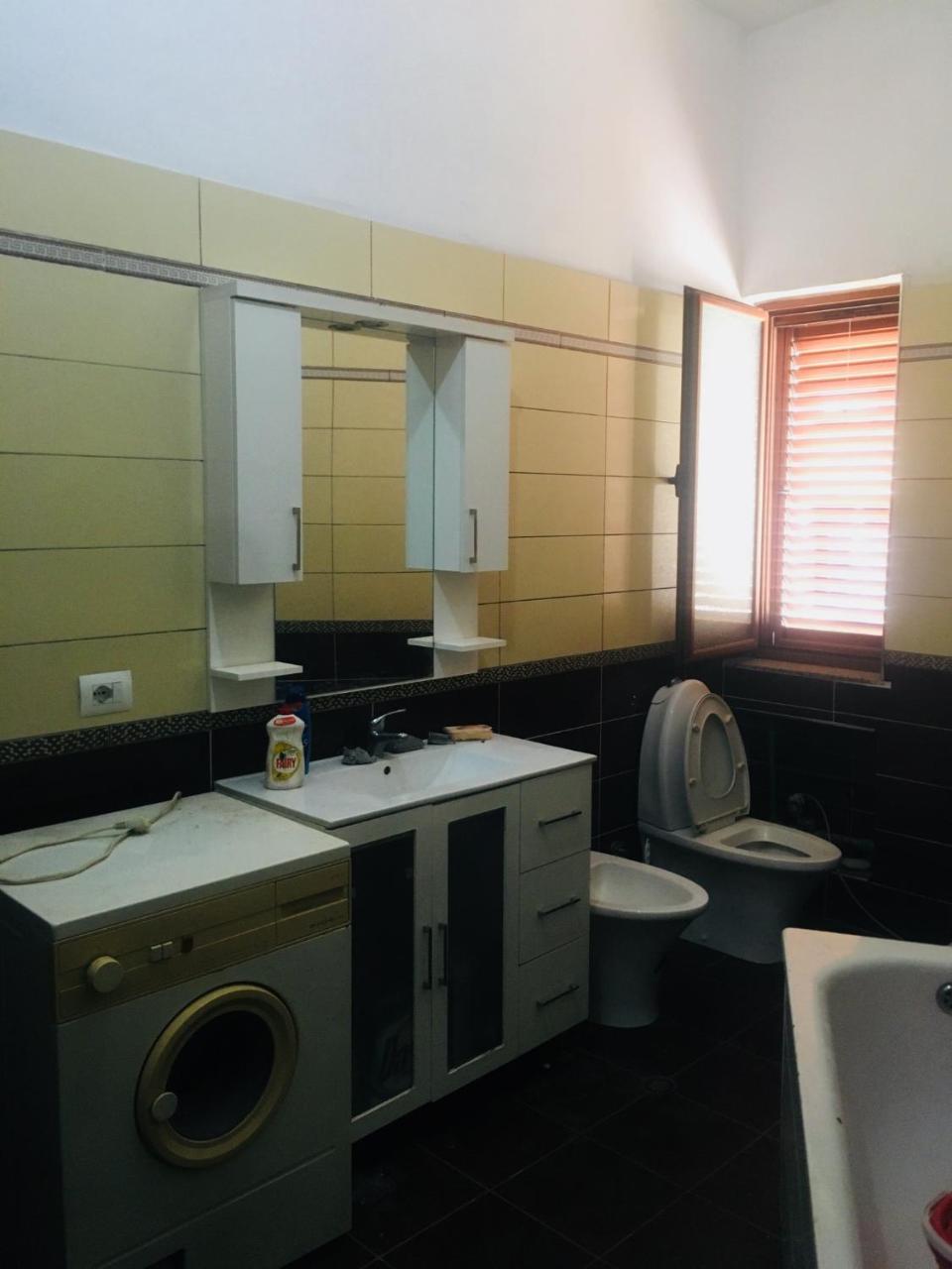 Port Side Rooms Durrës Eksteriør billede