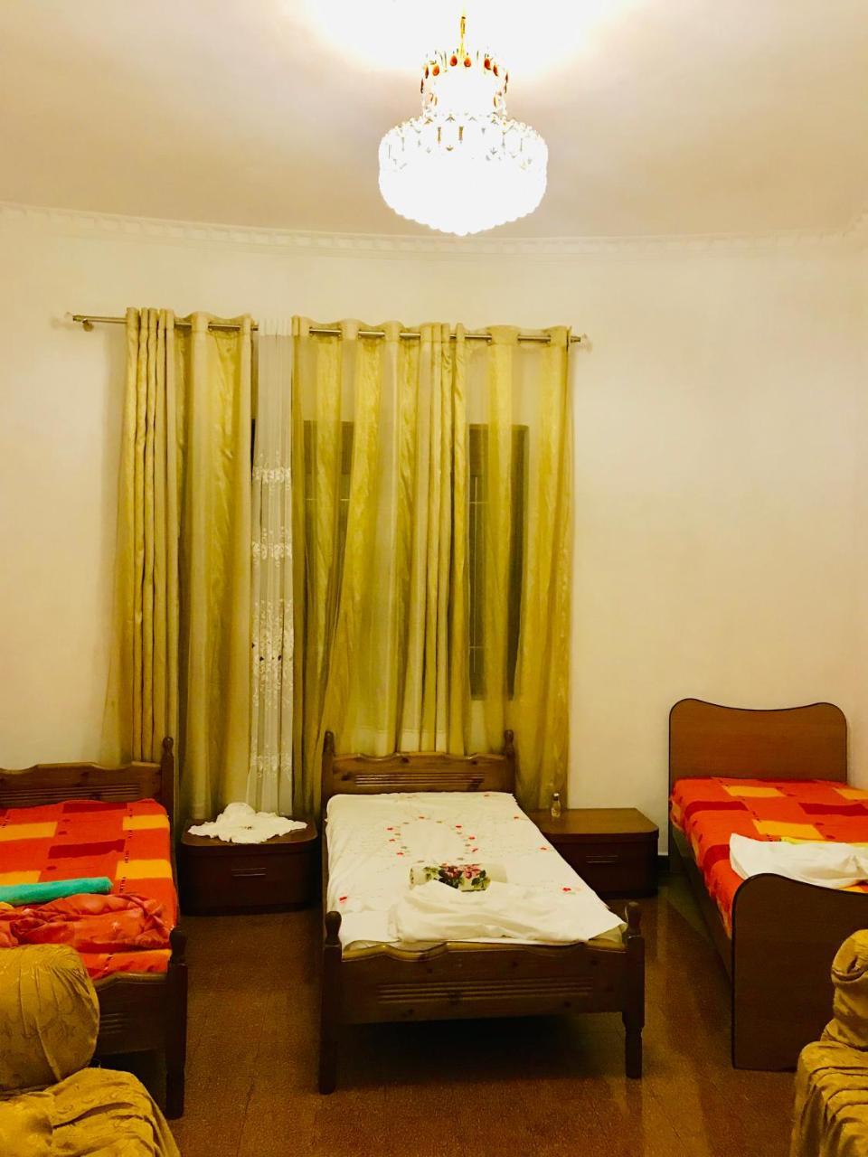 Port Side Rooms Durrës Eksteriør billede